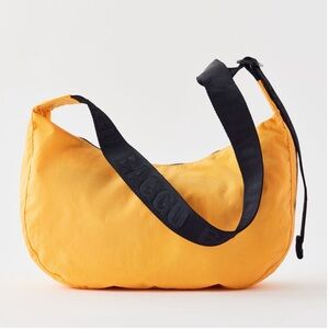 BAGGU Medium Crescent Bag - Mango